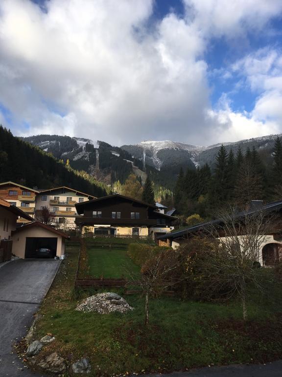 Landhaus Marlies Apartments Zell am See Zewnętrze zdjęcie