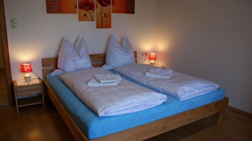 Landhaus Marlies Apartments Zell am See Zewnętrze zdjęcie
