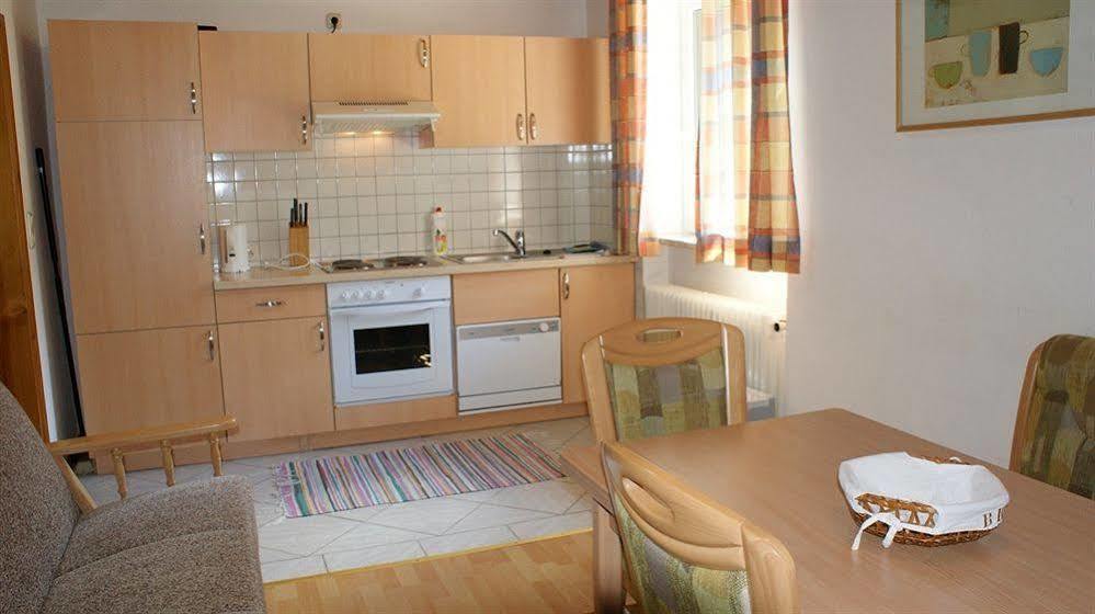 Landhaus Marlies Apartments Zell am See Zewnętrze zdjęcie